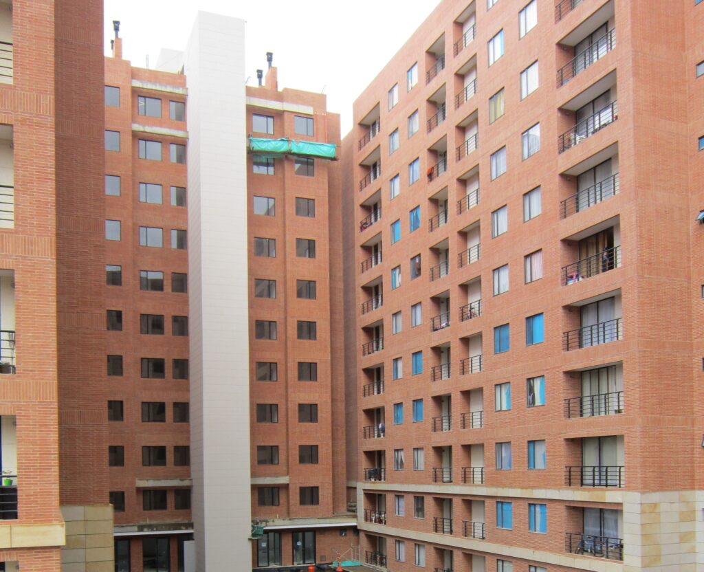 FINALIZADAS LAS TRES TORRES DE APARTAMENTOS EN BOGOTÁ PARA EL EJÉRCITO